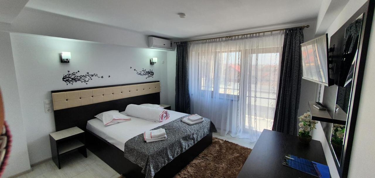 Motel Didona B Sendreni Exterior foto
