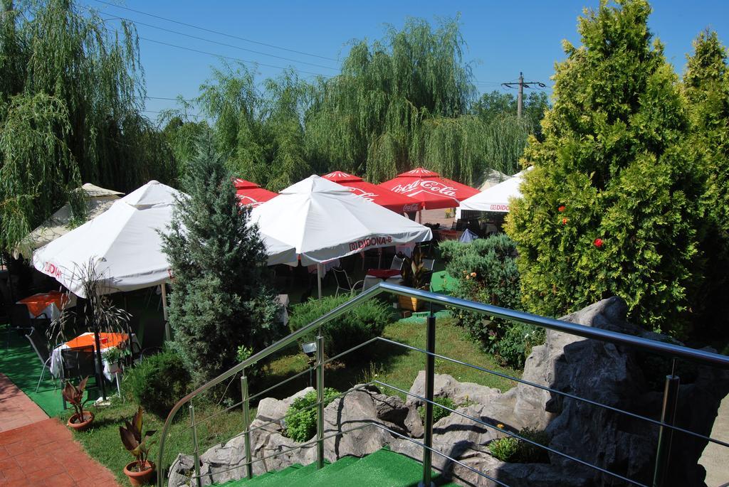 Motel Didona B Sendreni Exterior foto