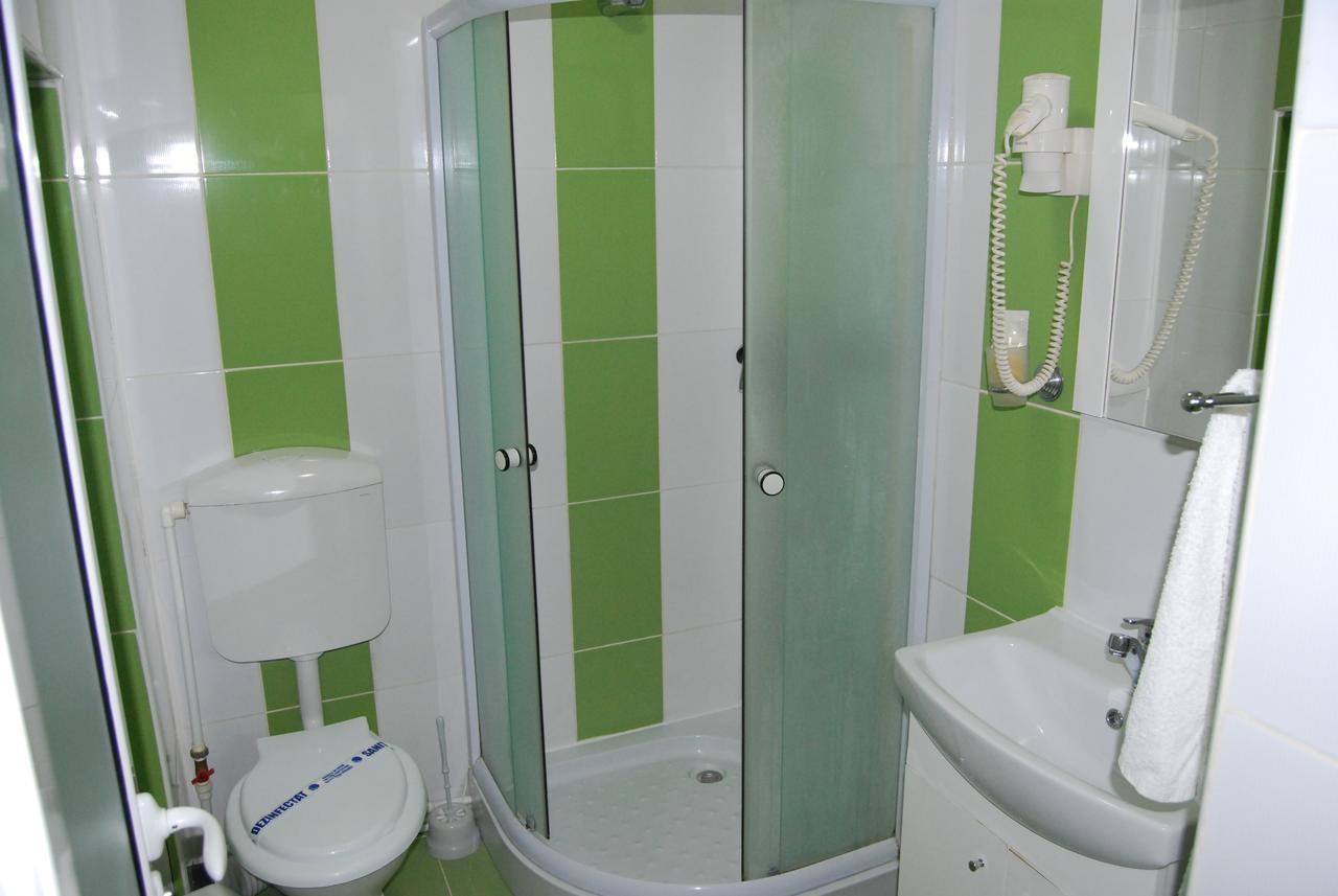 Motel Didona B Sendreni Exterior foto